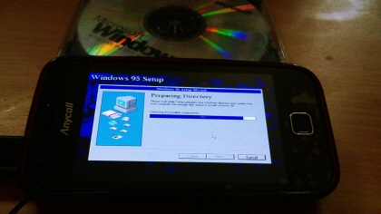 갤럭시S 스마트폰 Windows95 설치