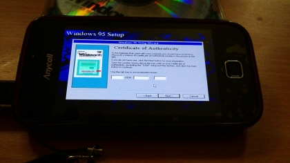 갤럭시S 스마트폰 Windows95 설치