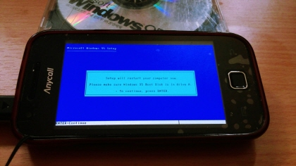 갤럭시S 스마트폰 Windows95 설치